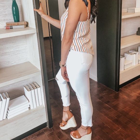 Alla Frayed Ankle White Jeans - Picture 4 of 5